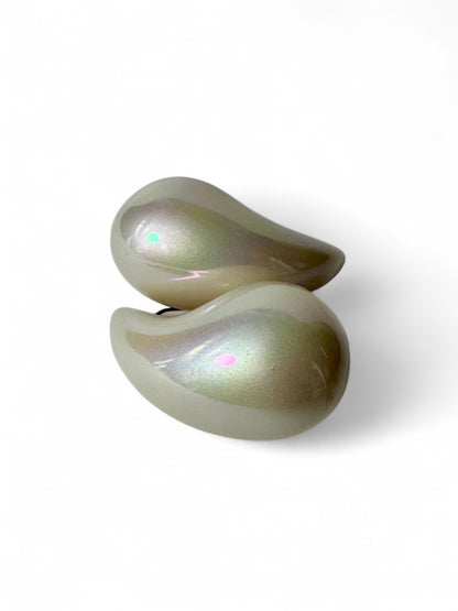 Par de brincos Gota madre pérola M