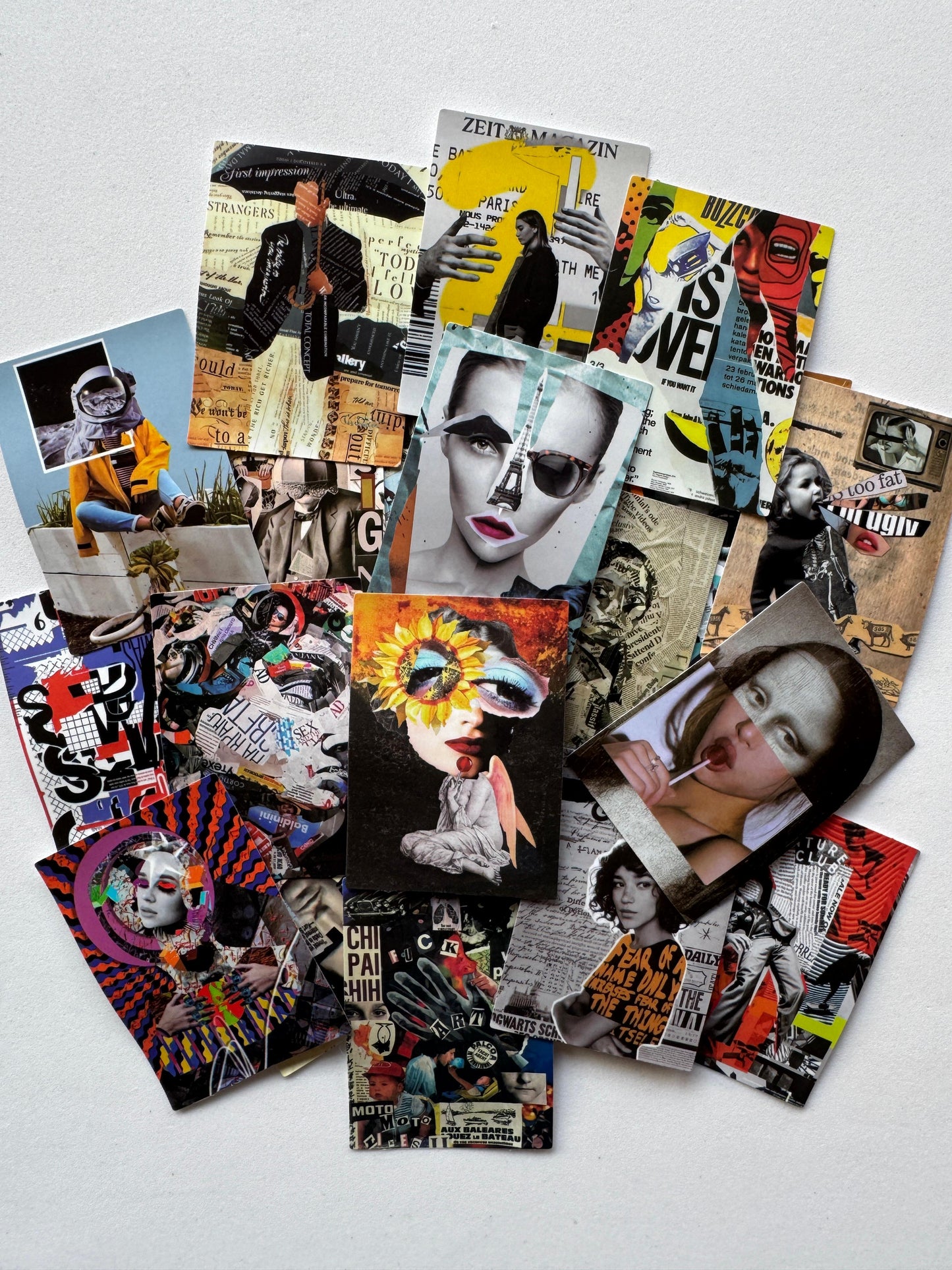 Pac de adesivos - Colagens Artísticas (25 unidades)