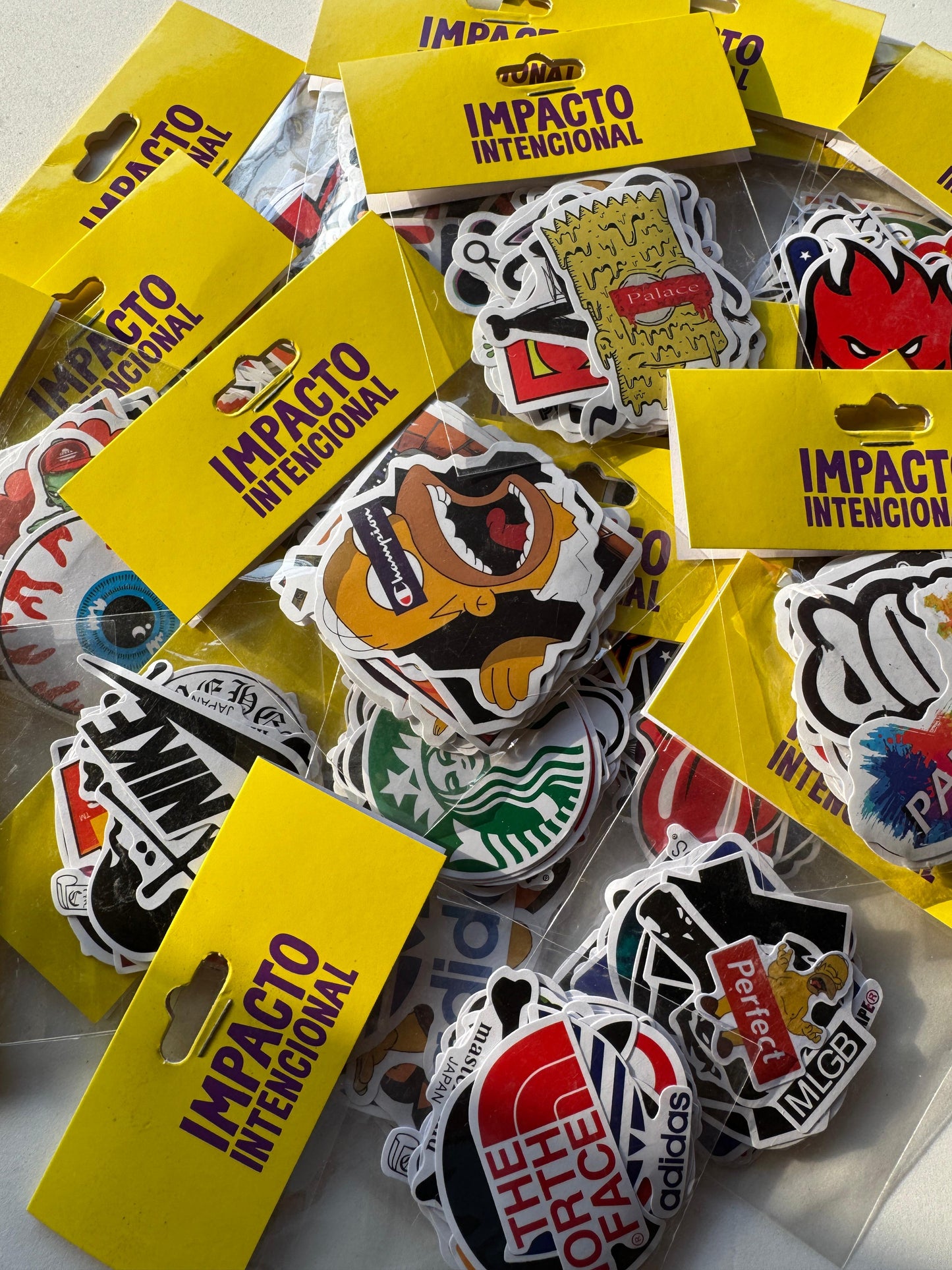 Pac de adesivos - Marcas diversas (25 unidades)