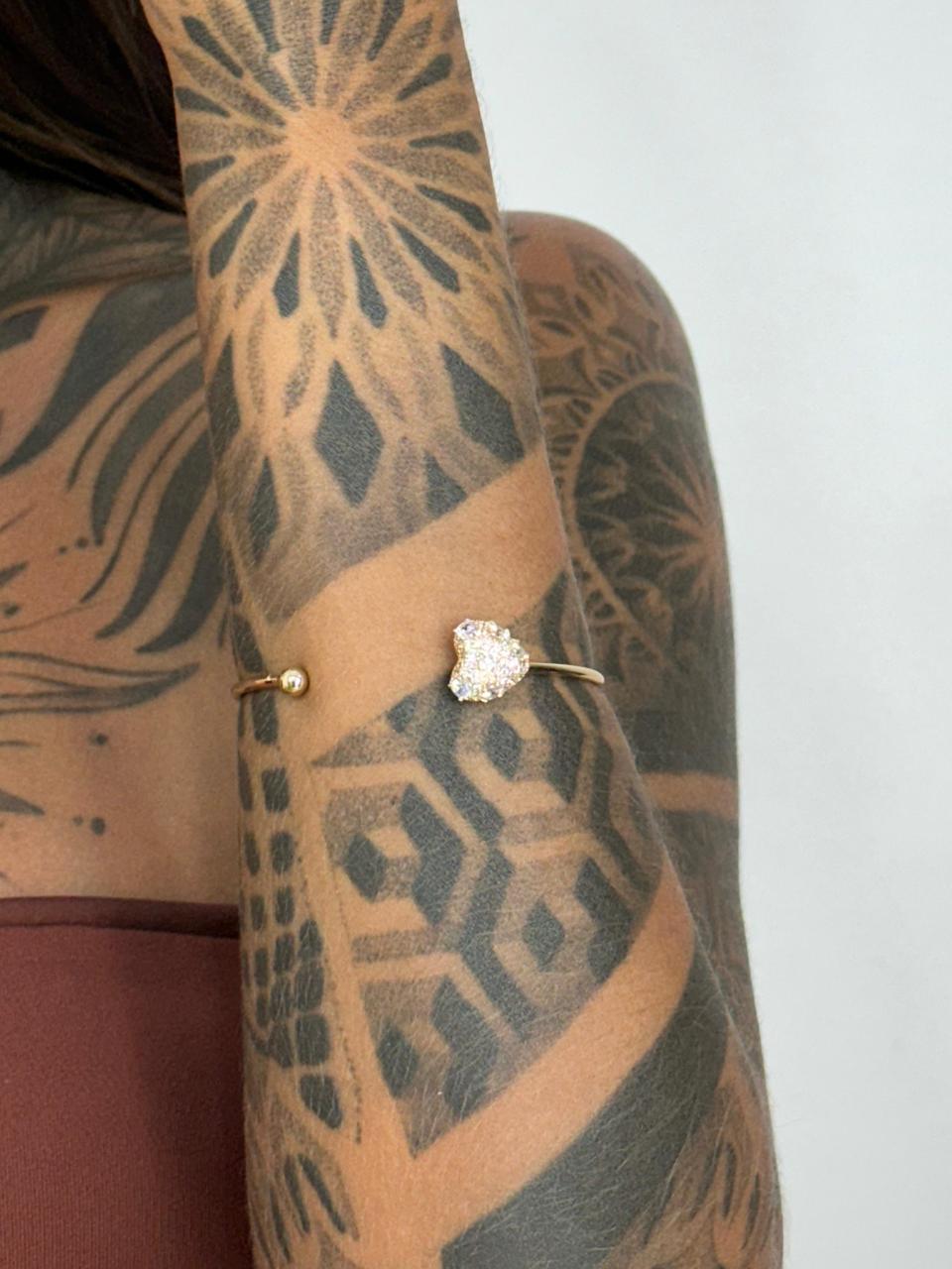 Pulseiras Mile - diversos pingentes colecionáveis