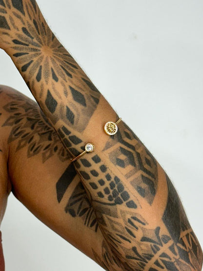 Pulseiras Mile - diversos pingentes colecionáveis